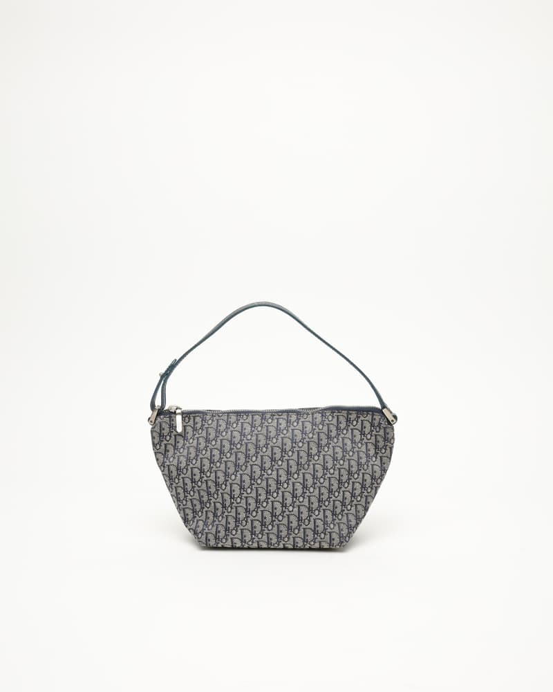 16669_f54315925f-788-206141-full