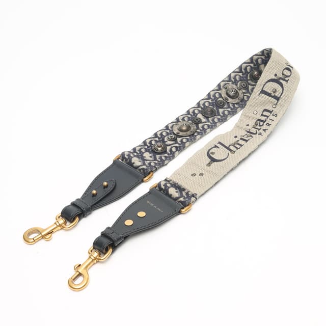 19655_c7783fe1ab-799-29826_1-square